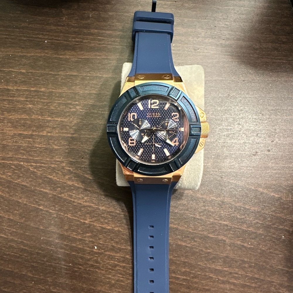 Mens watch